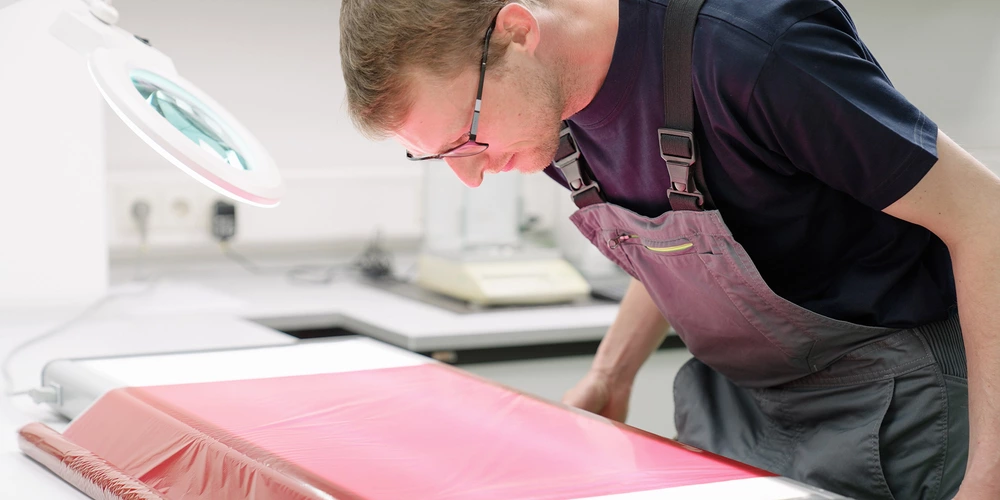 Qualitätsmanagement bei KURZ: Kontrolle, Zertifizierung & Verbesserung